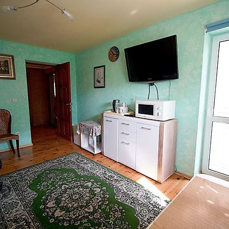 Bed and Breakfast Maria Киев Экстерьер фото